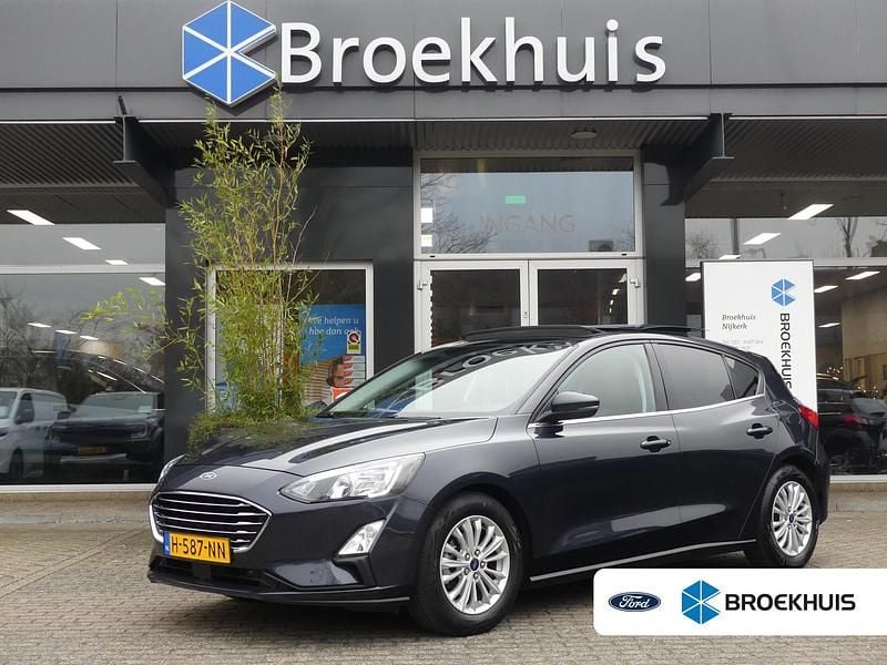 Blauw Gebruikt 2020 Ford Focus Business Edition Hatchback | € 17.895 (Goede deal) - Afbeelding 1/4