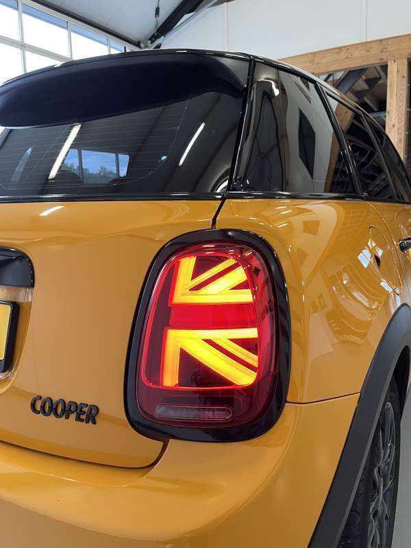 Oranje Gebruikt 2014 Mini Cooper Hatchback | € 10.900 (Goede deal) - Afbeelding 1/4