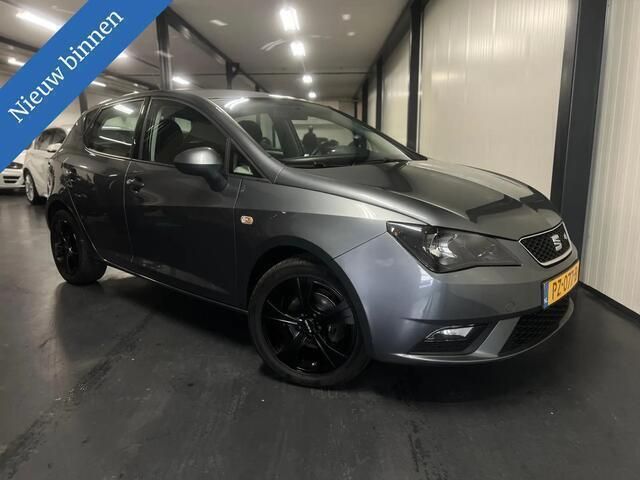 Grijs Gebruikt 2014 Seat Ibiza FR Hatchback | € 7.950 (Iets duurder) - Afbeelding 1/4