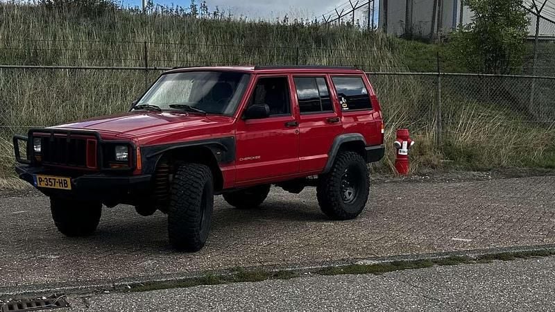 Rood Gebruikt 1999 Jeep Cherokee Limited SUV | € 16.000 (Duur) - Afbeelding 1/4