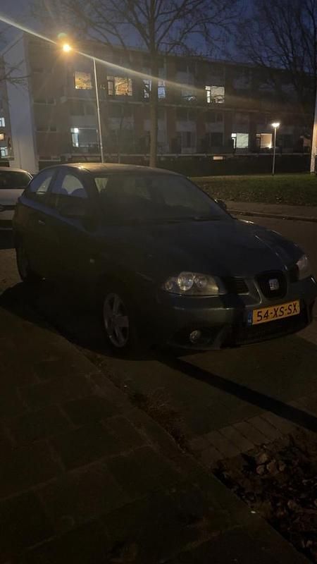 Gebruikt 2007 Seat Ibiza | € 1.500 (Goede deal) - Afbeelding 1/4