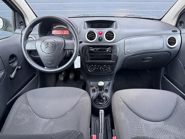 Occasion Citroën C2 60 PK (44 kW) 2006 Grijs Hatchback