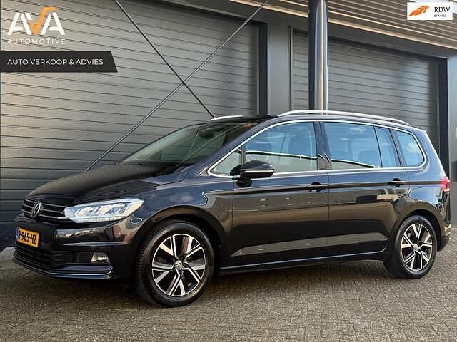Occasion VW Touran Highline 150 PK (110 kW) 2019 Zwart MPV