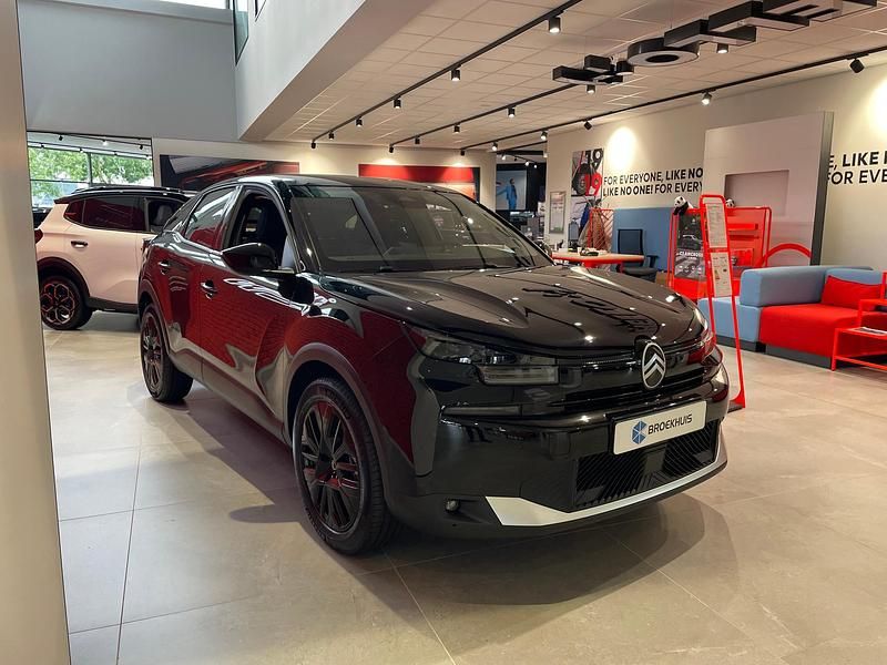 Nieuw Citroën C4 2025 Zwart SUV