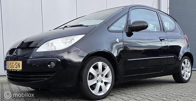 Zwart Gebruikt 2006 Mitsubishi Colt Invite Hatchback | € 1.300 (Eerlijke prijs) - Afbeelding 1/4