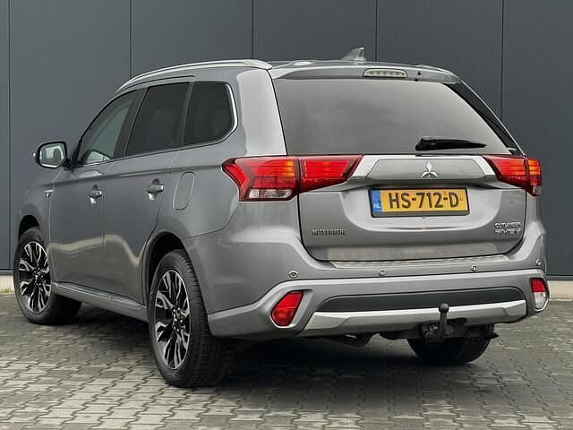 Occasion Mitsubishi Outlander Edition 121 PK (88 kW) 2015 Grijs SUV
