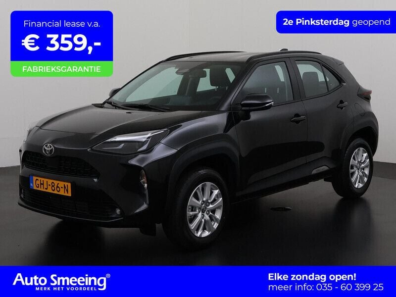 Zwart Gebruikt 2024 Toyota Yaris Cross Comfort SUV | € 27.895 (Goede deal) - Afbeelding 1/4