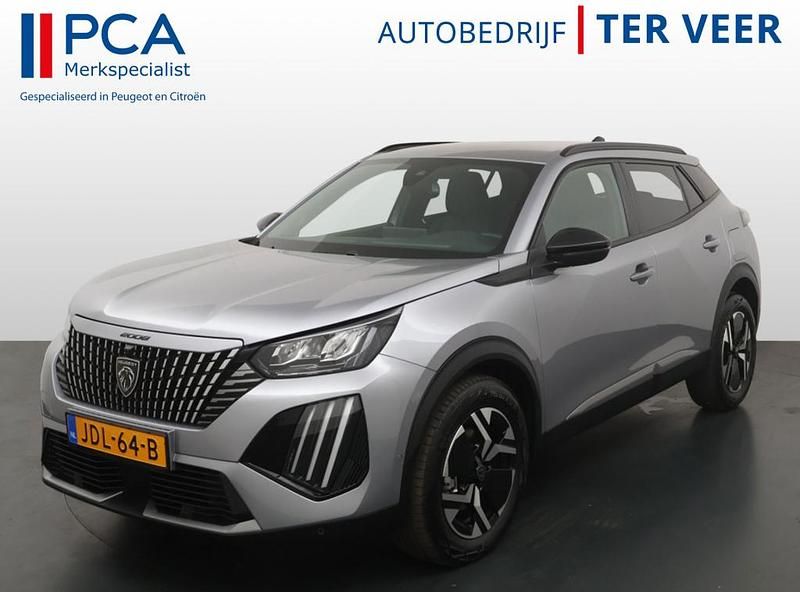 Grijs Gebruikt 2024 Peugeot 2008 Allure SUV | € 28.650 - Afbeelding 1/4