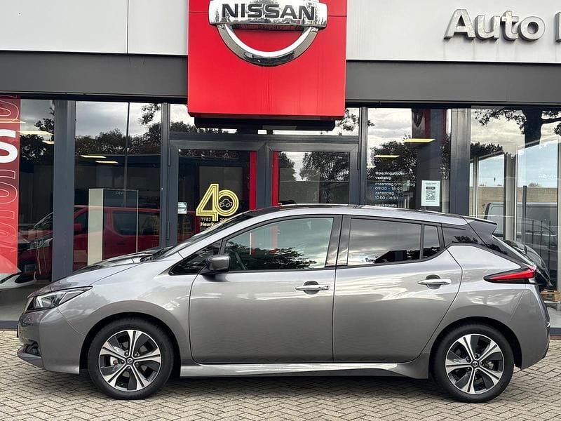 Occasion Nissan Leaf N-Connecta 50 kW (68 PK) 2021 Grijs Hatchback