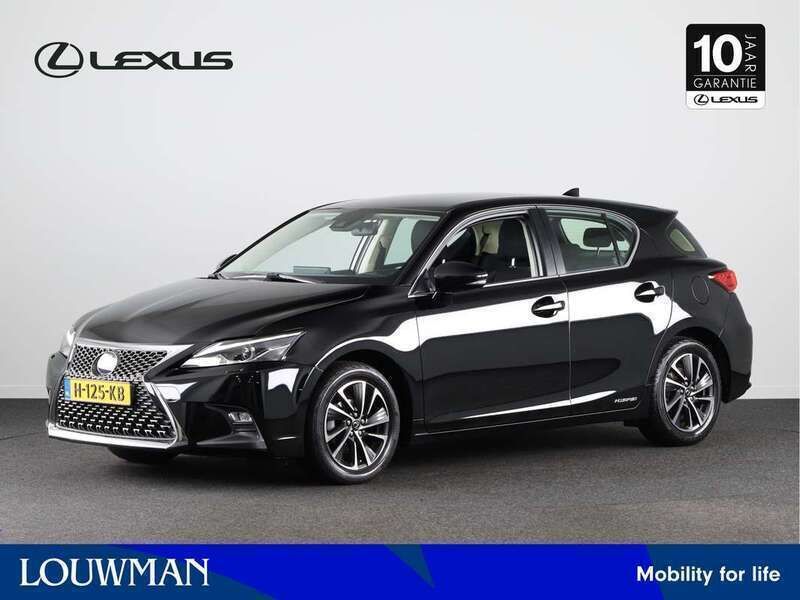 Zwart Gebruikt 2020 Lexus CT200h Business Edition Hatchback | € 24.945 (Eerlijke prijs) - Afbeelding 1/3