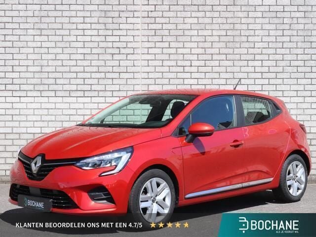 Rouge flamme (nnp) Gebruikt 2020 Renault Clio V Zen Hatchback | € 12.900 (Eerlijke prijs) - Afbeelding 1/4