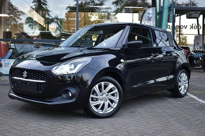 Occasion Suzuki Swift 83 PK (61 kW) 2024 Zwart Hatchback
