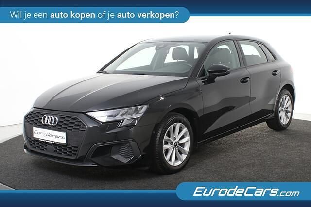 Zwart Gebruikt 2023 Audi A3 Sportback Hatchback | € 26.400 (Goede deal) - Afbeelding 1/4