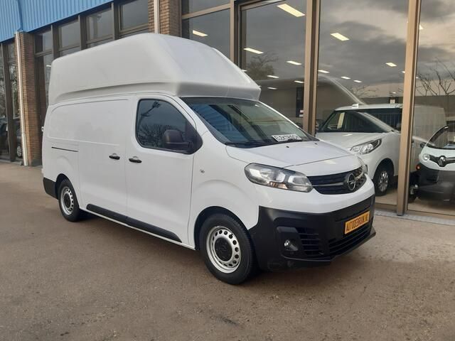 Wit Gebruikt 2022 Opel Vivaro-e Combi Innovation Van | € 19.990 (Goede deal) - Afbeelding 1/4