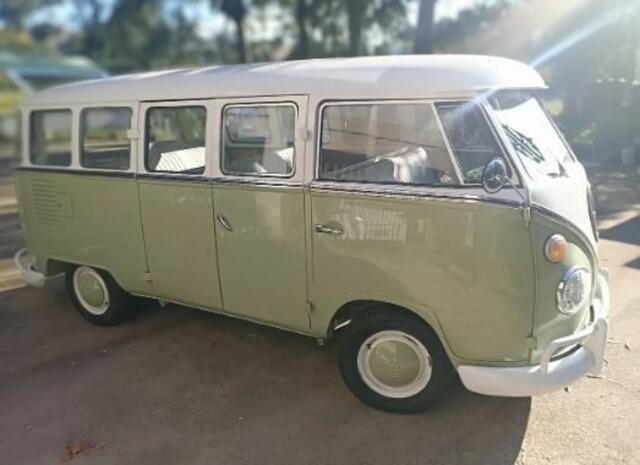 Groen Gebruikt 1966 VW T1 Van | € 45.000 - Afbeelding 1/4