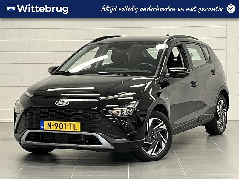 Zwart Gebruikt 2022 Hyundai Bayon Comfort SUV | € 18.425 (Eerlijke prijs) - Afbeelding 1/3