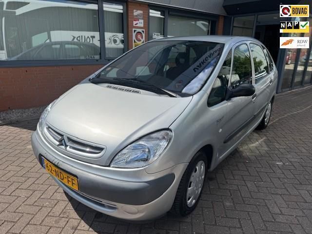 Occasion Citroën Xsara Picasso 136 PK (100 kW) 2003 Grijs MPV