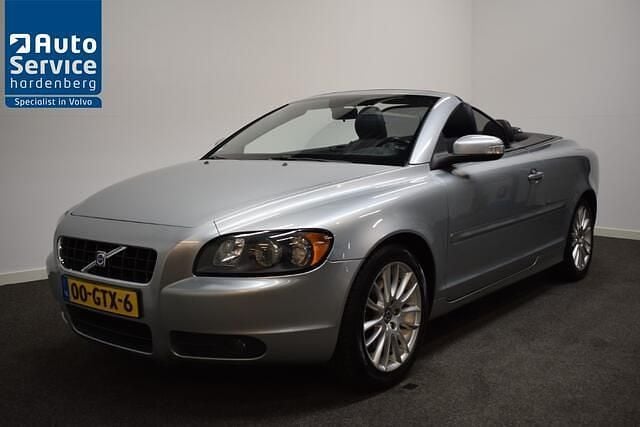 Grijs Gebruikt 2008 Volvo C70 Momentum Cabriolet | € 8.450 (Goede deal) - Afbeelding 1/4