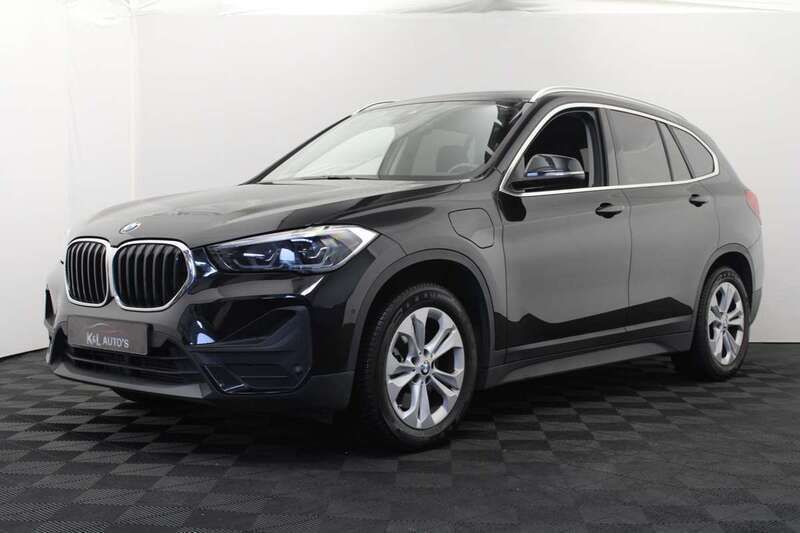 Zwart Gebruikt 2020 BMW X1 SUV | € 22.999 (Super prijs) - Afbeelding 1/4