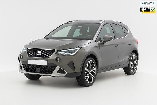 Groen Gebruikt 2023 Seat Arona CONNECT SUV | € 22.950 (Duur) - Afbeelding 1/1