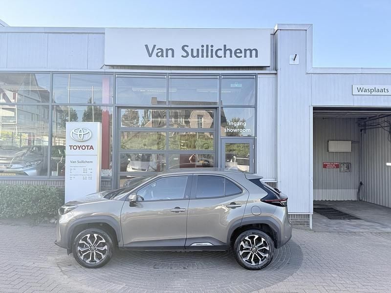 Groen Occasion 2023 Toyota Yaris Cross X-plore SUV | € 29.995 (Eerlijke prijs) - Afbeelding 1/4