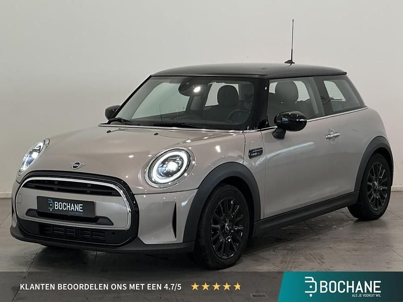 Grijs Occasion 2023 Mini Cooper Hatchback | € 24.695 (Eerlijke prijs) - Afbeelding 1/4