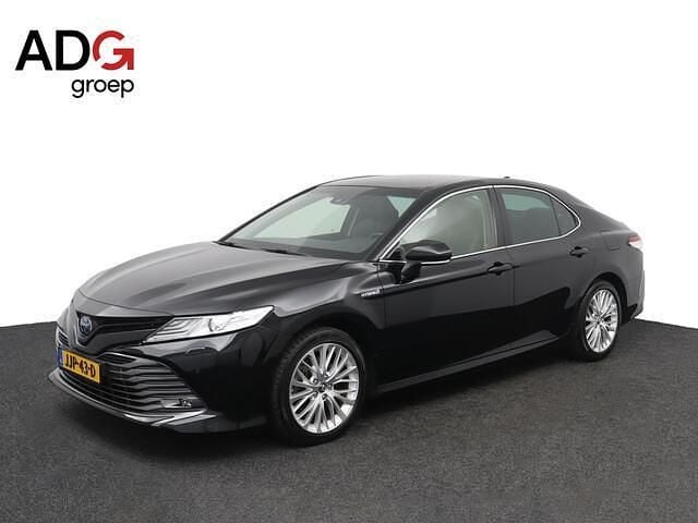 Zwart Gebruikt 2019 Toyota Camry Executive Sedan | € 28.750 (Eerlijke prijs) - Afbeelding 1/4