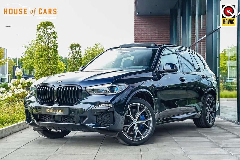 Zwart Gebruikt 2021 BMW X5 Executive SUV | € 61.995 (Eerlijke prijs) - Afbeelding 1/4