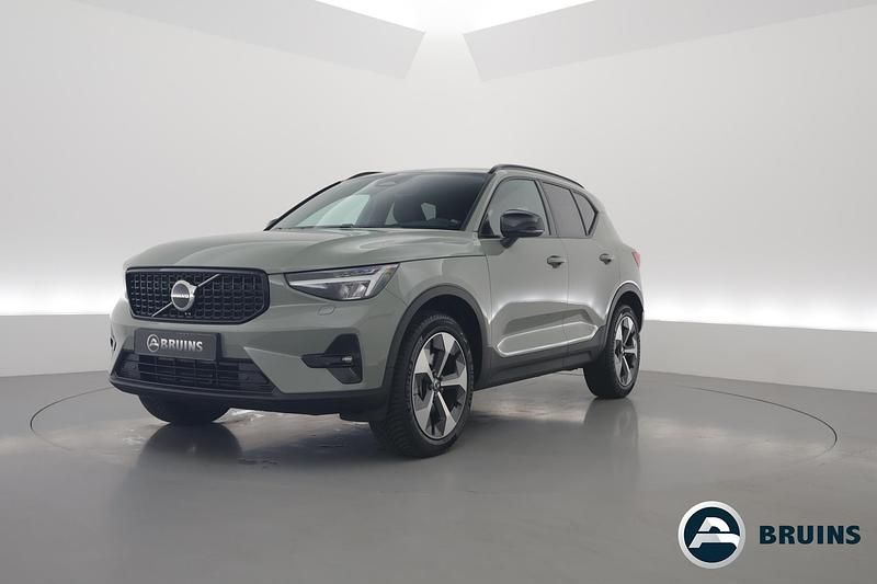 Groen Gebruikt 2023 Volvo XC40 Plus SUV | € 40.900 (Goede deal) - Afbeelding 1/4