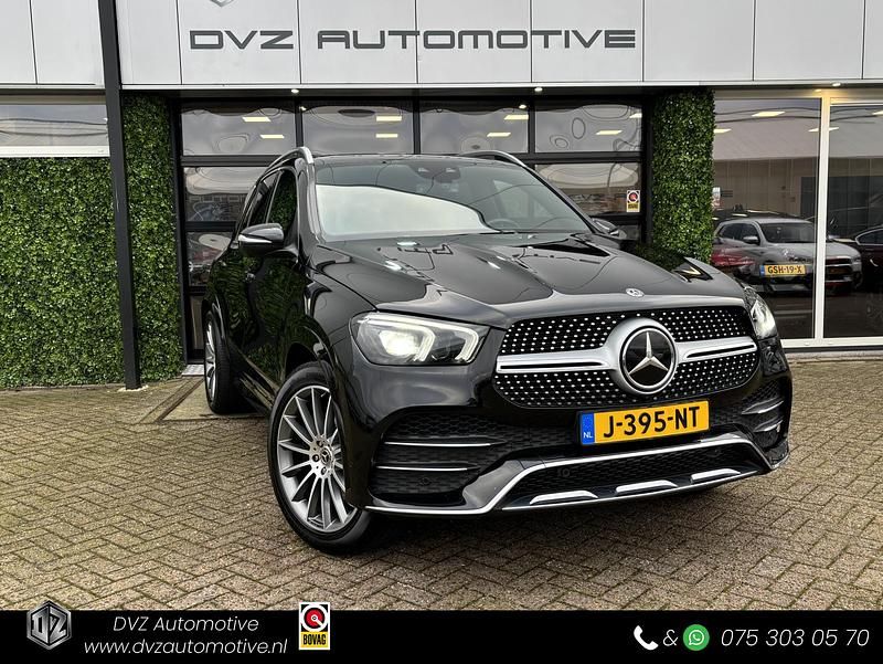 Zwart Gebruikt 2019 Mercedes GLE300 AMG line SUV | € 54.950 - Afbeelding 1/4