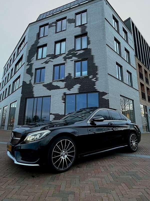 Zwart Occasion 2014 Mercedes C220 Sedan | € 10.950 (Super prijs) - Afbeelding 1/4