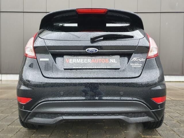 Occasion Ford Fiesta ST-Line 140 PK (102 kW) 2015 Zwart Hatchback