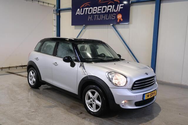 Grijs, metallic lak Gebruikt 2011 Mini Cooper D Countryman Pepper SUV | € 5.450 - Afbeelding 1/4