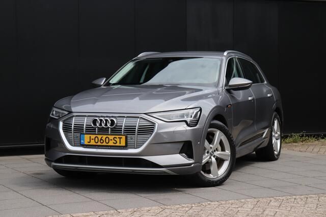 Grijs Gebruikt 2020 Audi e-tron Business SUV | € 22.950 (Super prijs) - Afbeelding 1/4