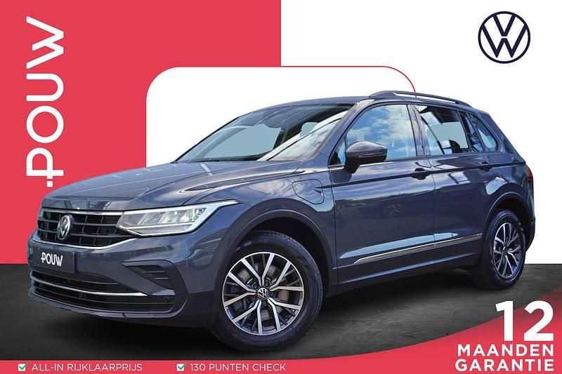 Grijs Gebruikt 2023 VW Tiguan Life SUV | € 35.900 (Super prijs) - Afbeelding 1/4