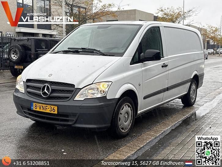 Wit Occasion 2011 Mercedes 320 Sedan | € 1.895 (Super prijs) - Afbeelding 1/4