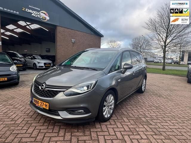 Grijs Gebruikt 2018 Opel Zafira Edition MPV | € 15.800 (Goede deal) - Afbeelding 1/4