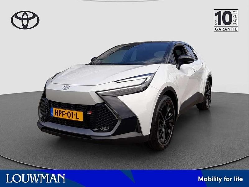 Grijs Gebruikt 2025 Toyota C-HR Sport SUV | € 46.950 - Afbeelding 1/3