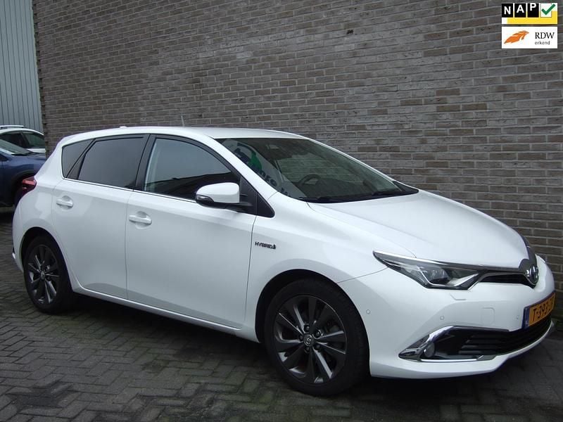 Wit Gebruikt 2016 Toyota Auris Business Edition Hatchback | € 10.999 (Eerlijke prijs) - Afbeelding 1/4