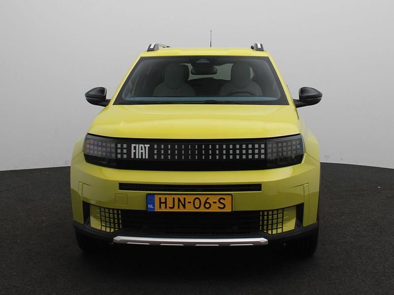 Nieuw Fiat Grande Panda La Prima 83 kW (113 PK) 2025 Geel Hatchback