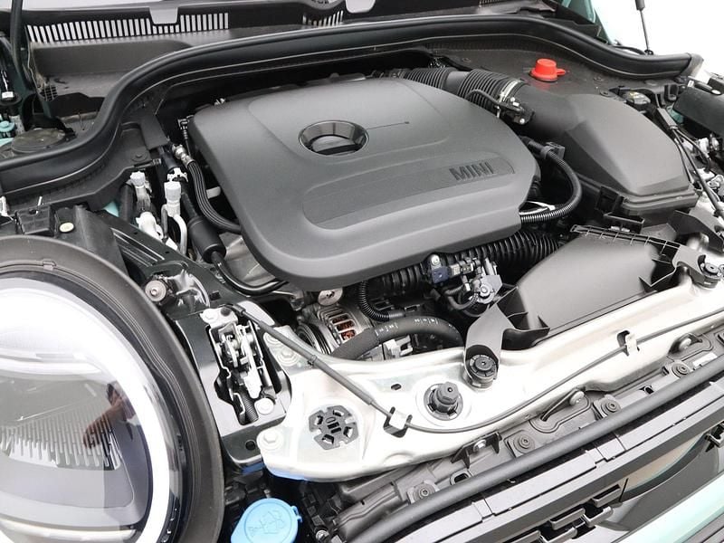 Nieuw Mini Cooper Classic 114 kW (156 PK) 2025 Groen Hatchback