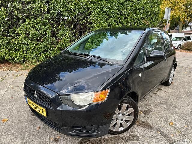 Zwart Gebruikt 2009 Mitsubishi Colt Hatchback | € 1.450 (Super prijs) - Afbeelding 1/4