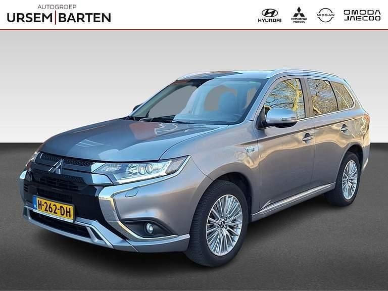 Occasion Mitsubishi Outlander P-HEV 224 PK (164 kW) 2020 Grijs metallic SUV