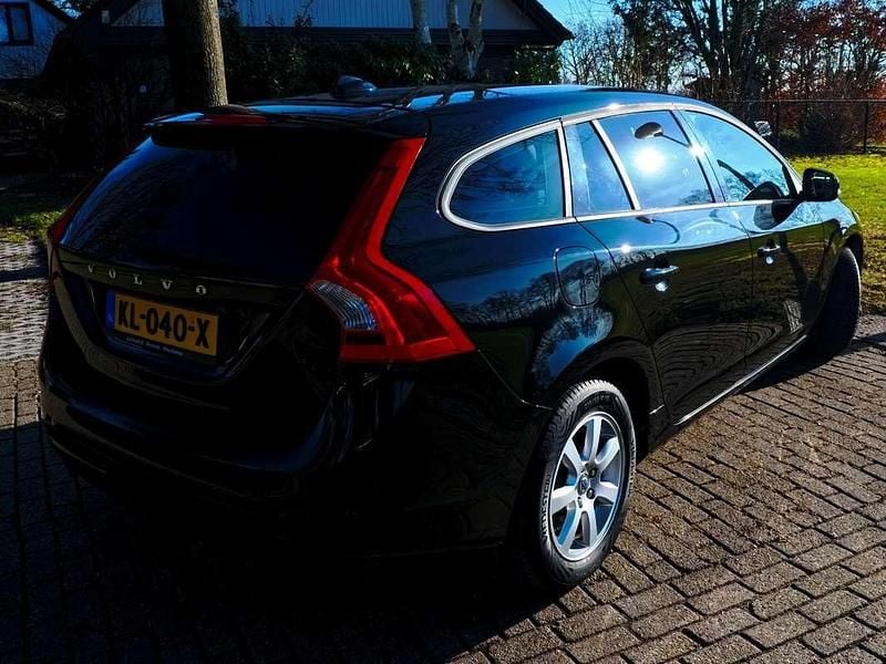 Occasion Volvo V60 136 PK (100 kW) 2014 Zwart Stationwagen