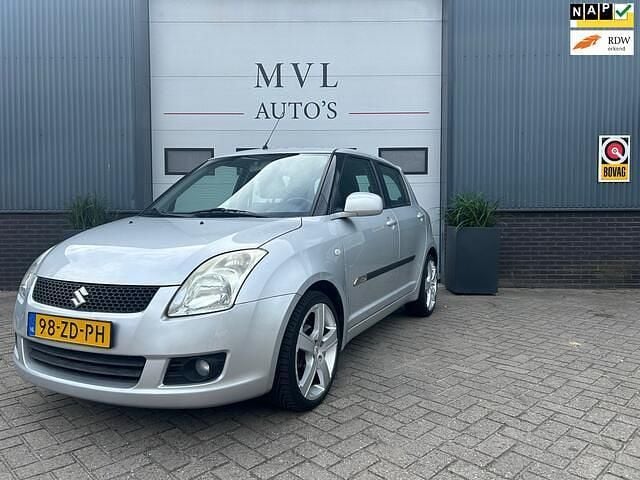 Grijs Gebruikt 2008 Suzuki Swift Exclusive Hatchback | € 3.990 (Eerlijke prijs) - Afbeelding 1/4