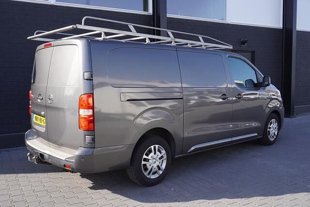 Occasion Opel Vivaro 177 PK (130 kW) 2022 Grijs MPV
