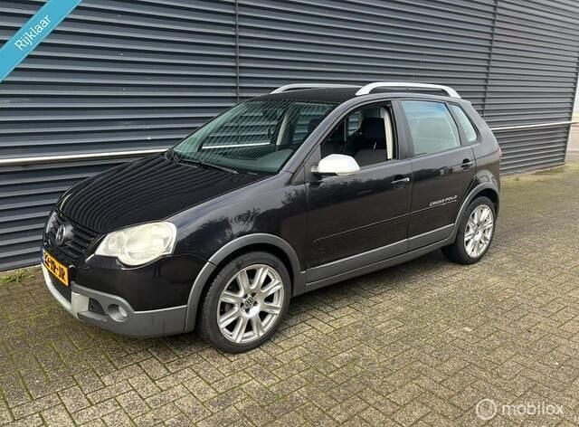 Zwart Gebruikt 2007 VW Polo Cross Hatchback | € 4.449 (Goede deal) - Afbeelding 1/4