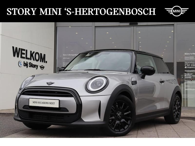 Occasion Mini Cooper Classic 136 PK (100 kW) 2024 Zilver Hatchback