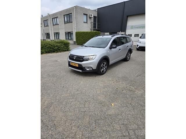 Grijs Gebruikt 2018 Dacia Logan MCV Lauréate MPV | € 7.950 (Goede deal) - Afbeelding 1/4