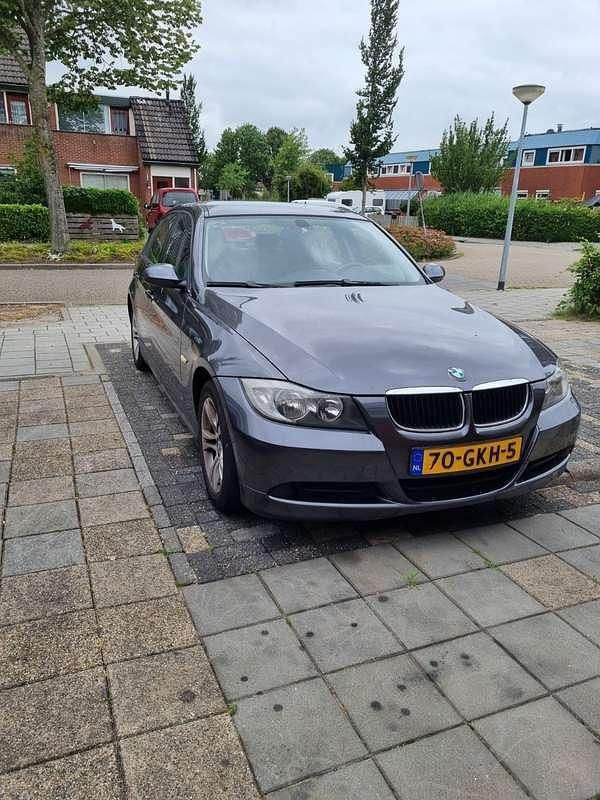Grijs Gebruikt 2008 BMW 316 Sedan | € 1.250 (Goede deal) - Afbeelding 1/4